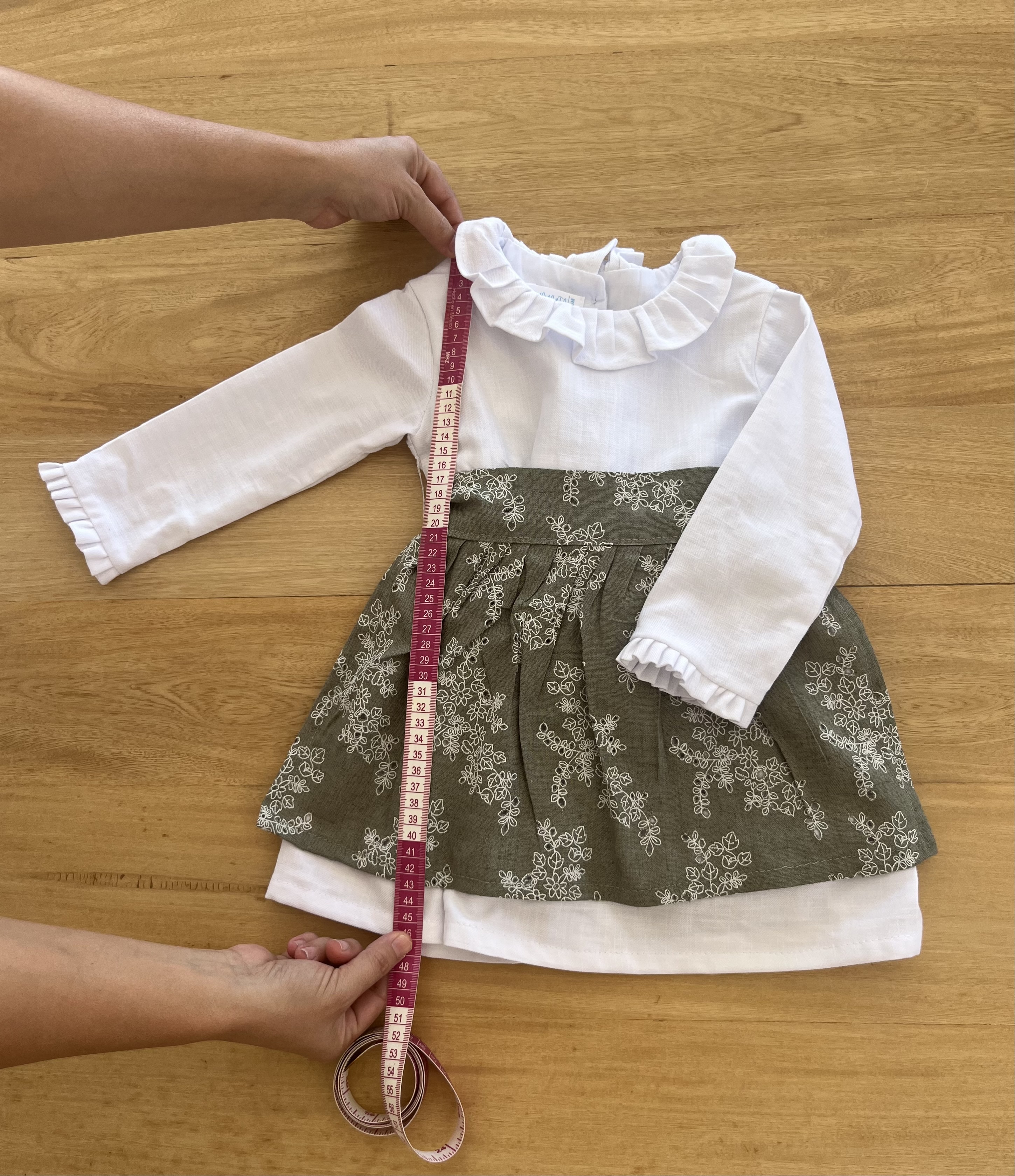 Cómo medir vestido de niña